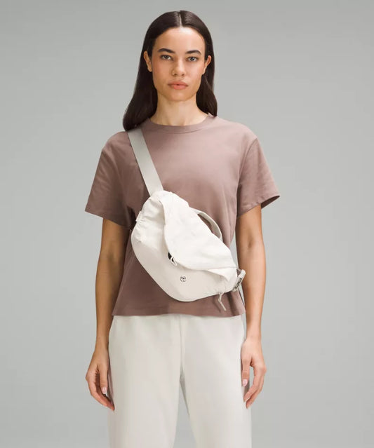 Curved Crossbody Bag 3L