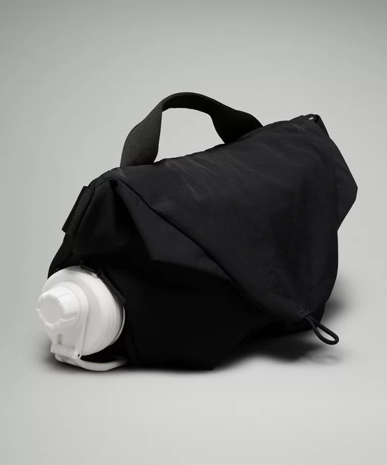Curved Crossbody Bag 3L