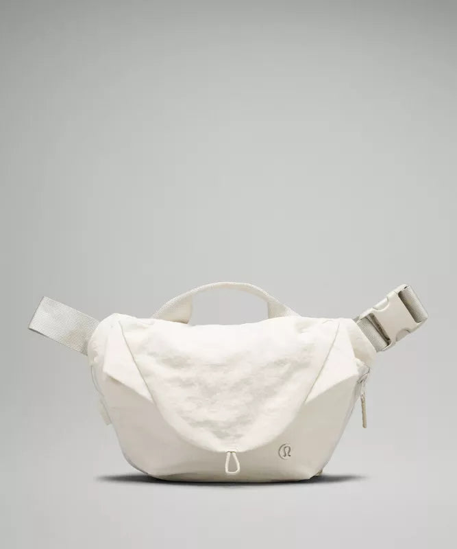 Curved Crossbody Bag 3L