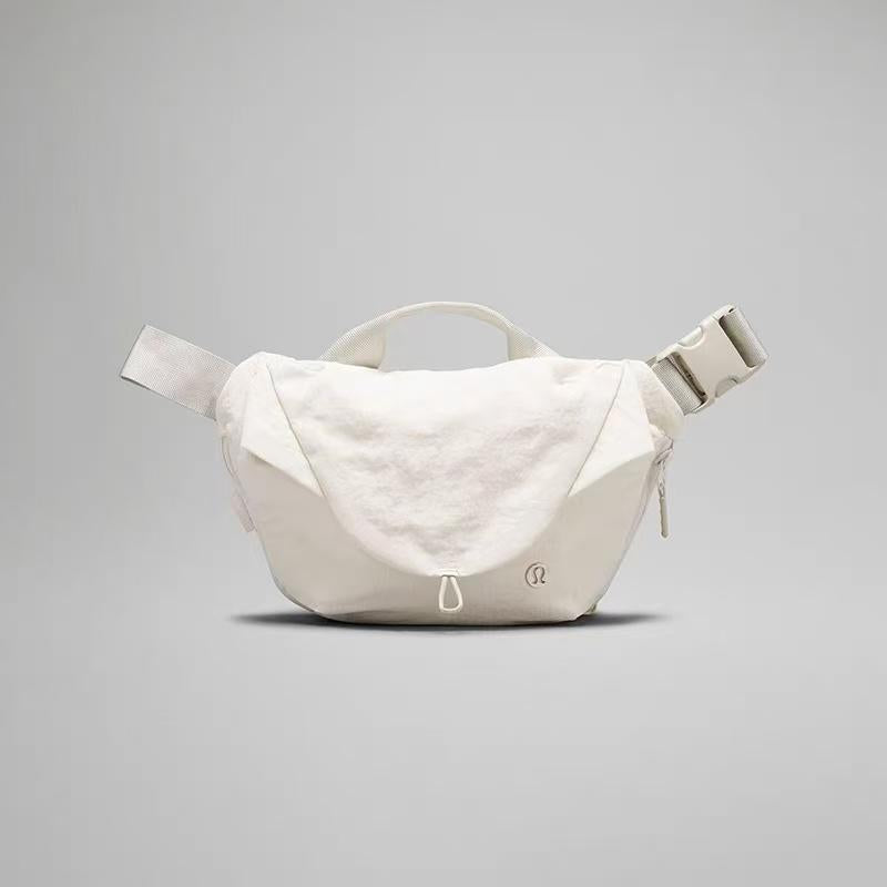 Curved Crossbody Bag 3L